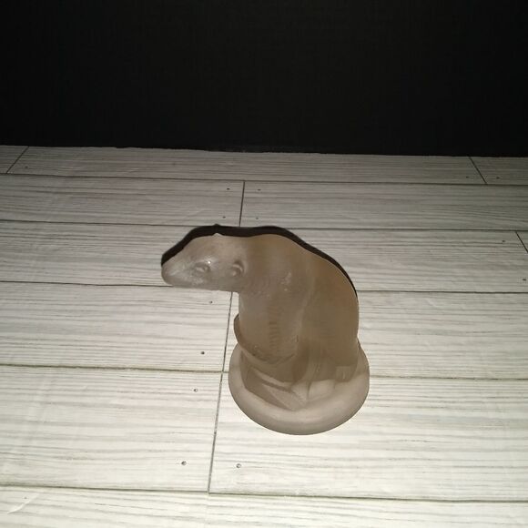 Vintage Summit Vaseline Art Glass Frosted Satin Hand Press Polar Bear Figurine - Picture 1 of 12